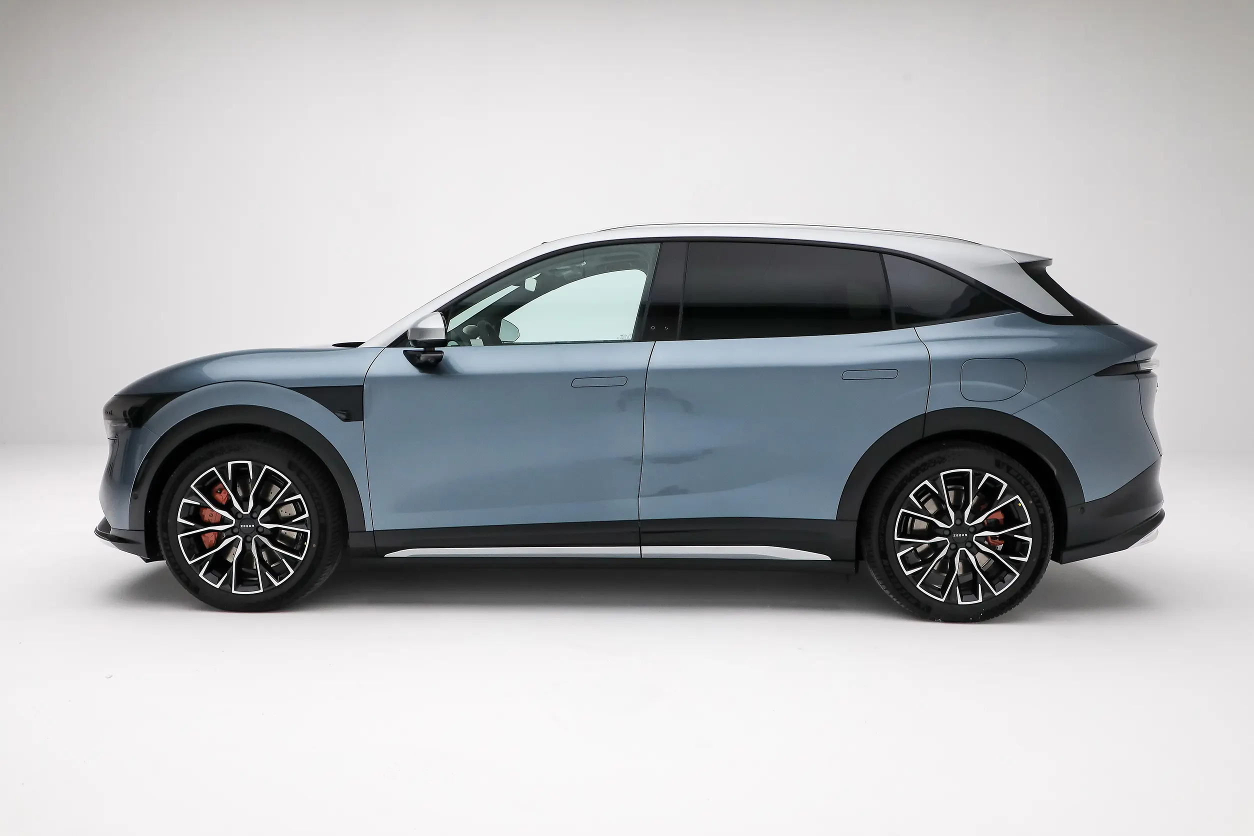 Zeekr 7X — Premium SUV