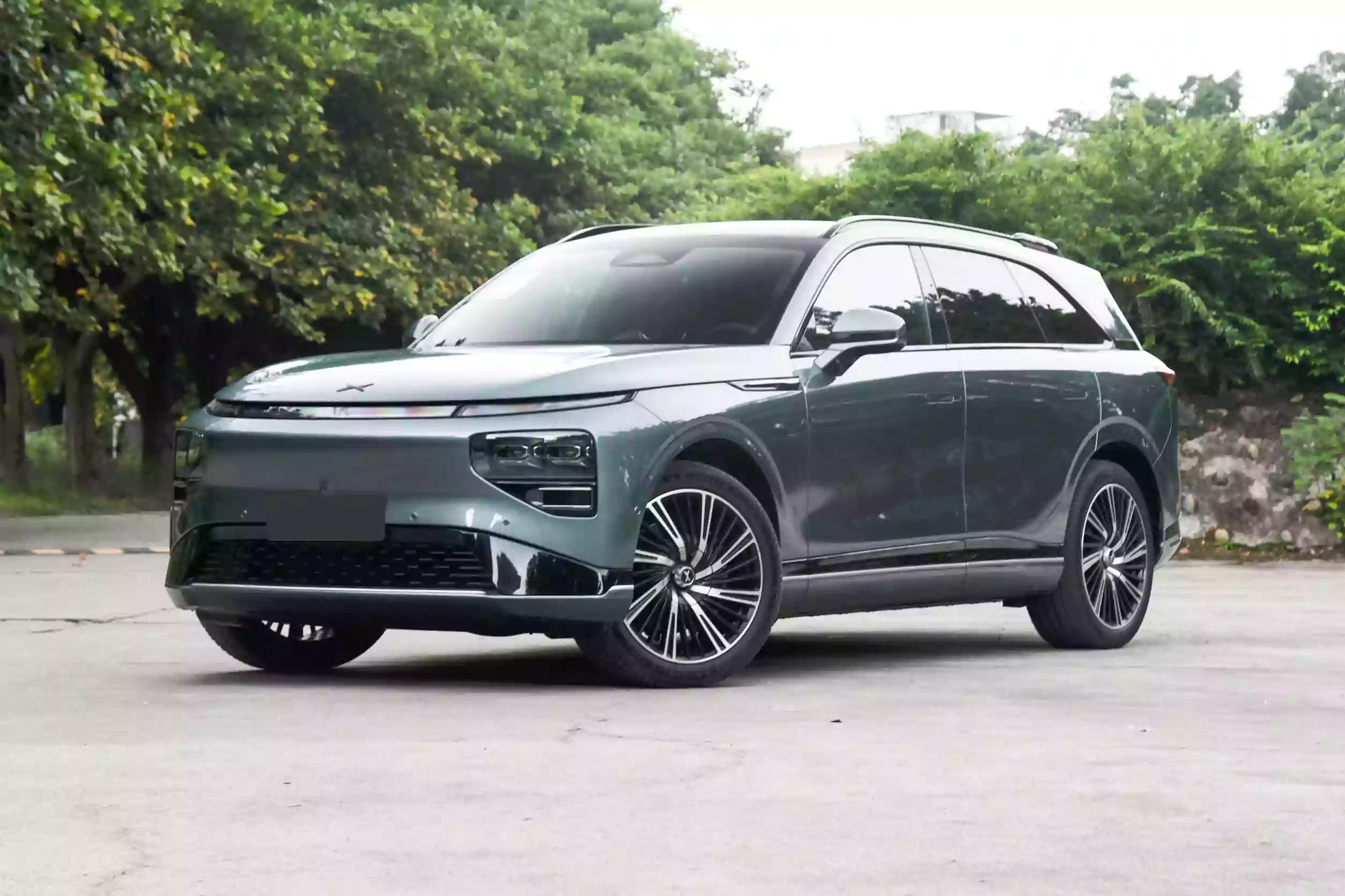 XPeng G9 — Luxury SUV